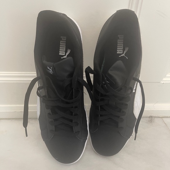 Puma Sneakers - Picture 2 of 4
